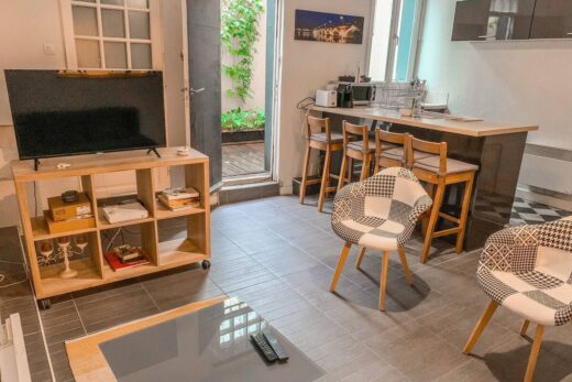 Gare st Jean &#8211; 2 chambres &#8211; Terrasse